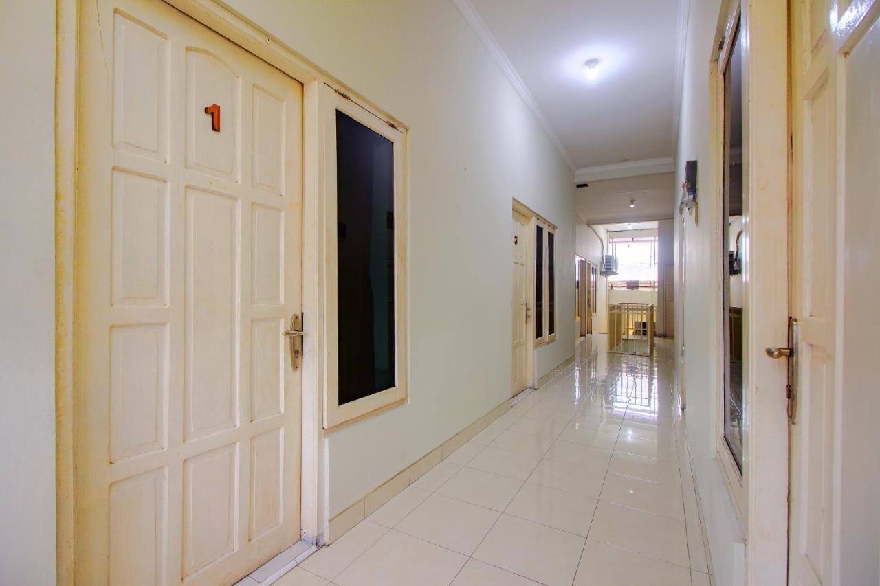 Oyo 3083 D Kost 3 Syariah Otel Yogyakarta Dış mekan fotoğraf