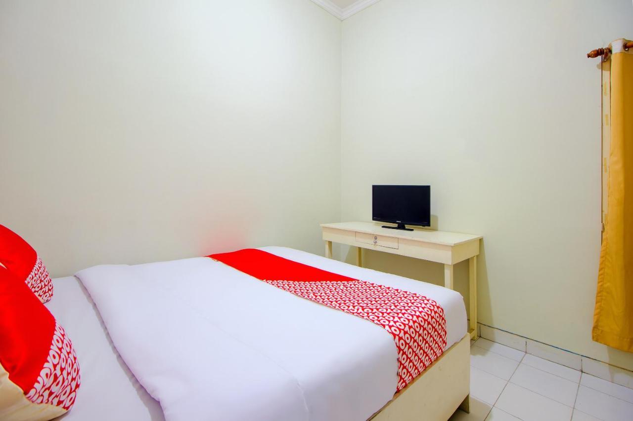 Oyo 3083 D Kost 3 Syariah Otel Yogyakarta Dış mekan fotoğraf